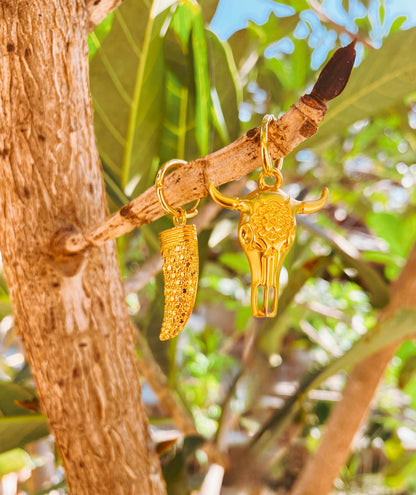 Aretes Golden Bull